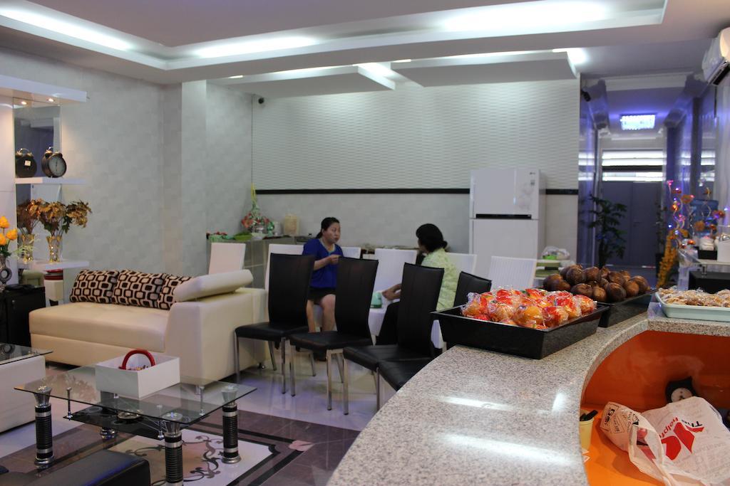 Rene Hotel Yogyakarta Exterior foto