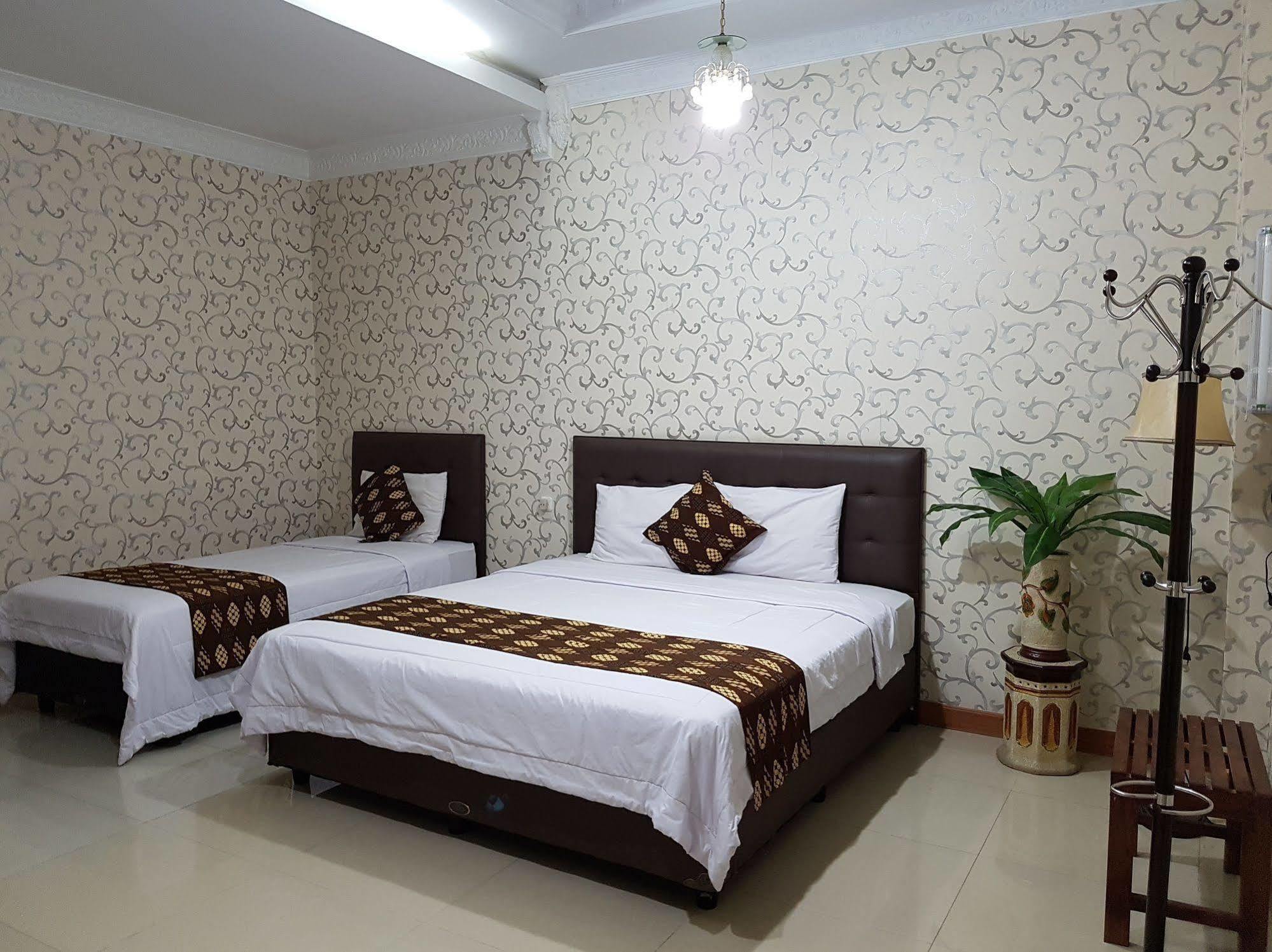 Rene Hotel Yogyakarta Exterior foto