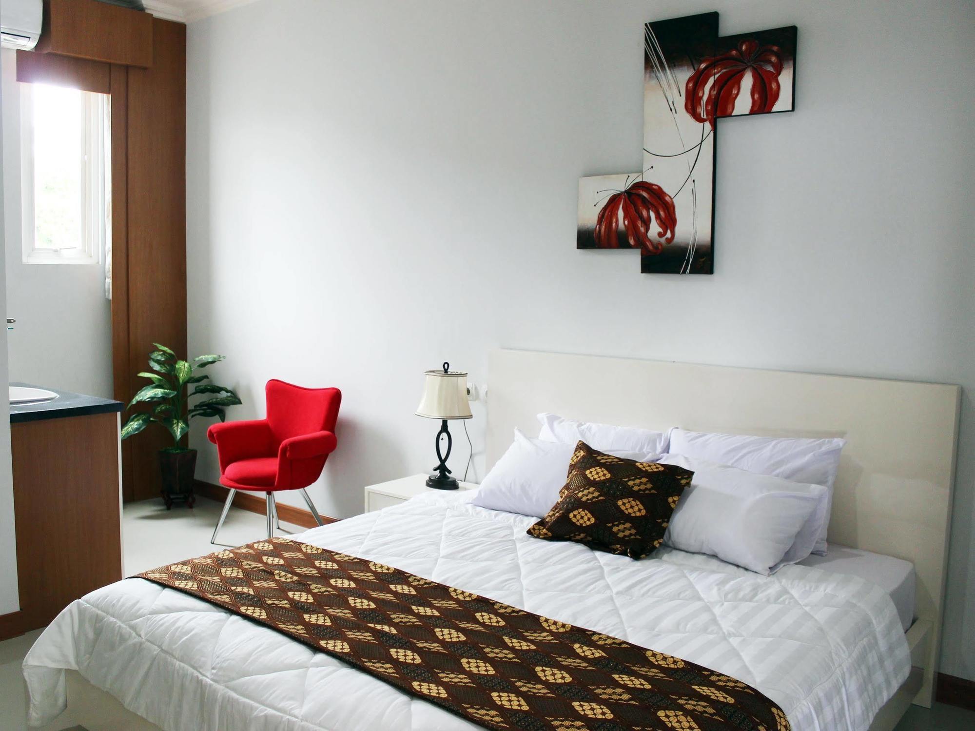 Rene Hotel Yogyakarta Exterior foto