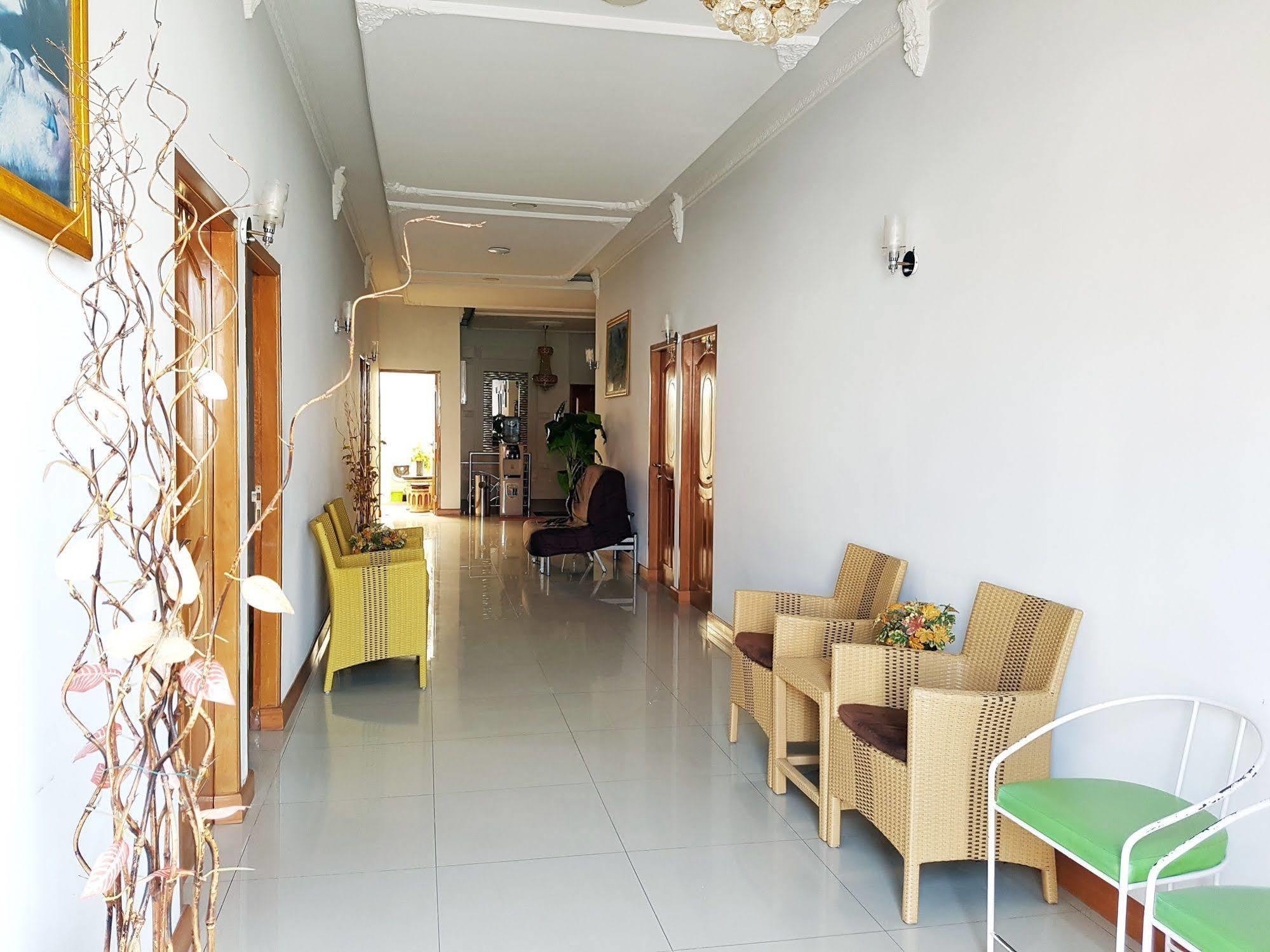 Rene Hotel Yogyakarta Exterior foto